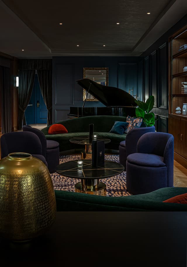 The Wallace Lounge