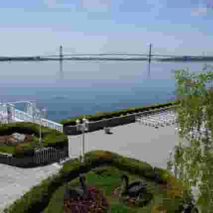 Caterer