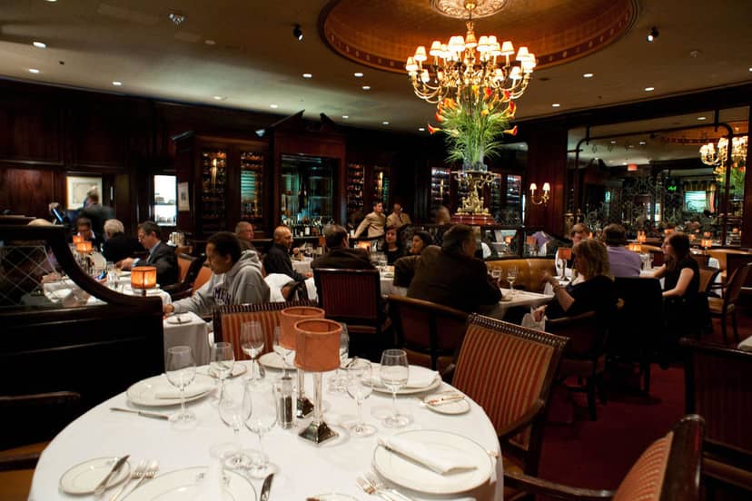 Upscale Japanese dining at Waldorf Astoria, ideal for premium networking dinners and board retreats.