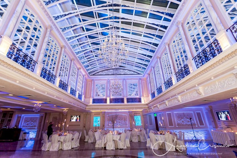Jericho Terrace Garden Room with skylight and blue uplighting for gala dinners and luxury weddings.