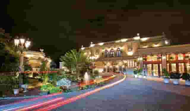 Banquet hall