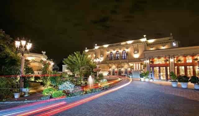 Jericho Terrace banquet hall for evening gala and luxury event venue.