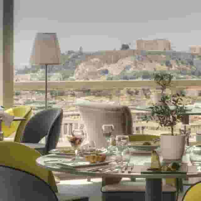Le Grand Balcon Dining Hall