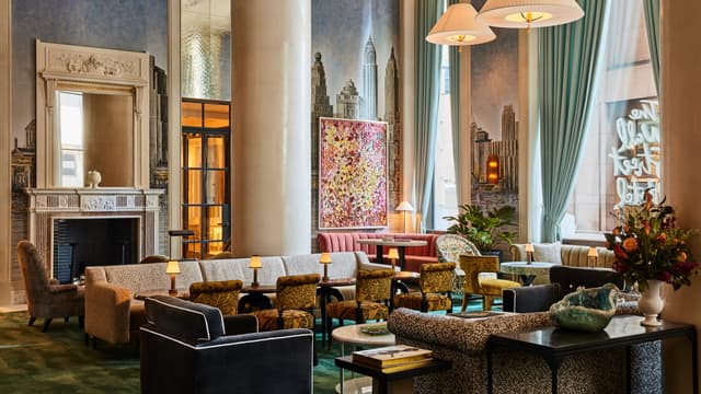 Cocktail bar