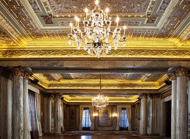 Lotte New York Palace