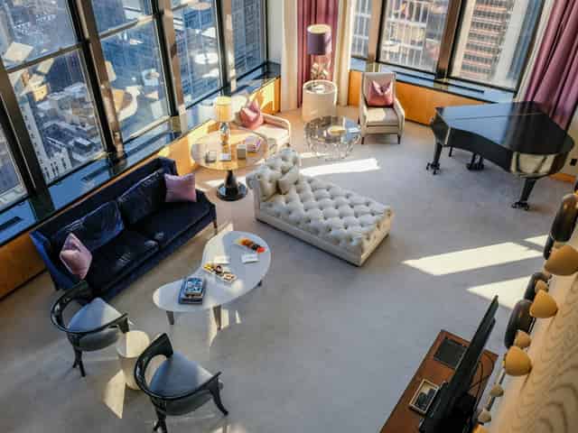 Royal Suite Collection