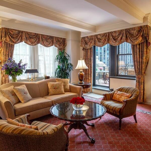 Randolph Suite boardroom with private balcony for VIP meetings and intimate corporate events.