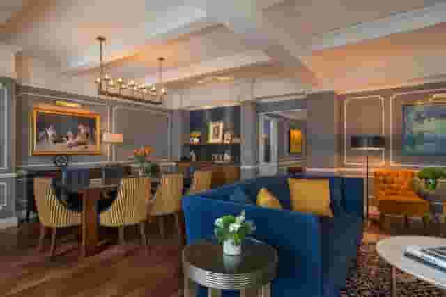 Hollywood Suite