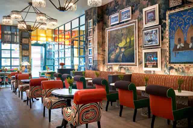 Warren Street Hotel lobby with vibrant decor for intimate networking lunch and breakout sessions.