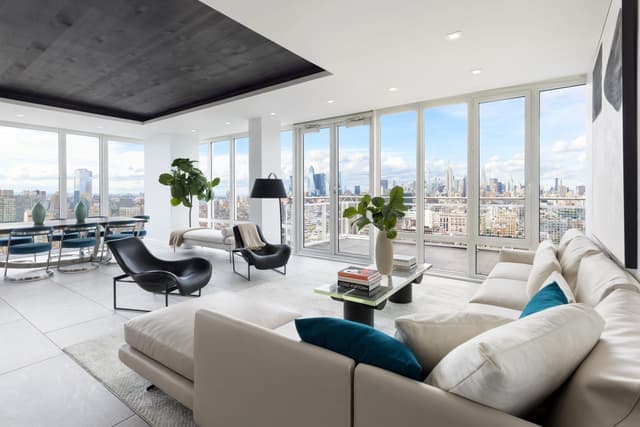 Penthouse & Terrace