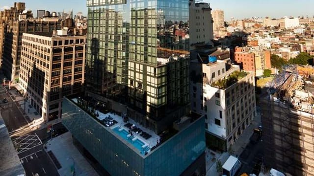 Tribeca Meeting Room rooftop terrace for VIP networking and cocktail reception.