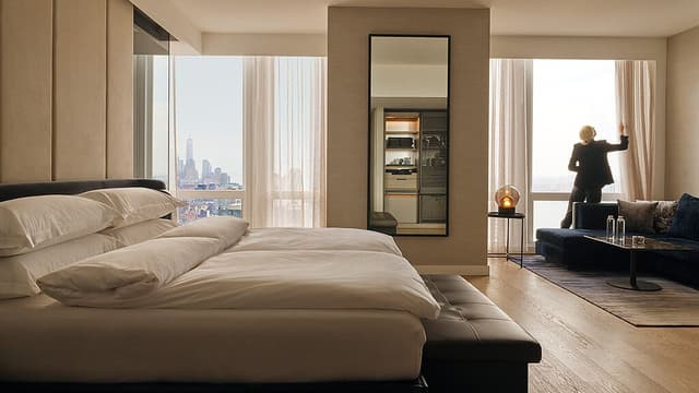 Equinox Hotel