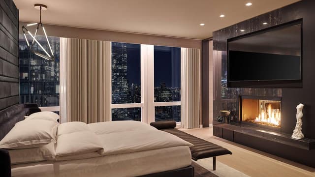 Equinox Hotel