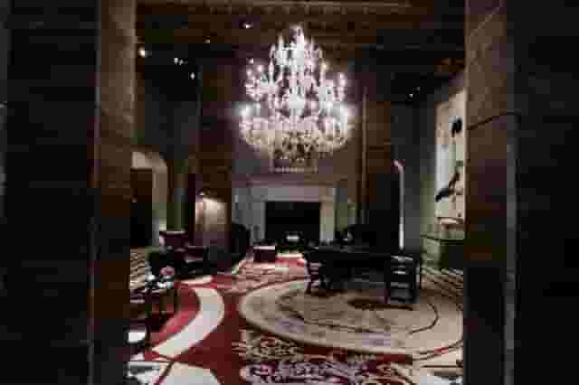 10th-floor lounge