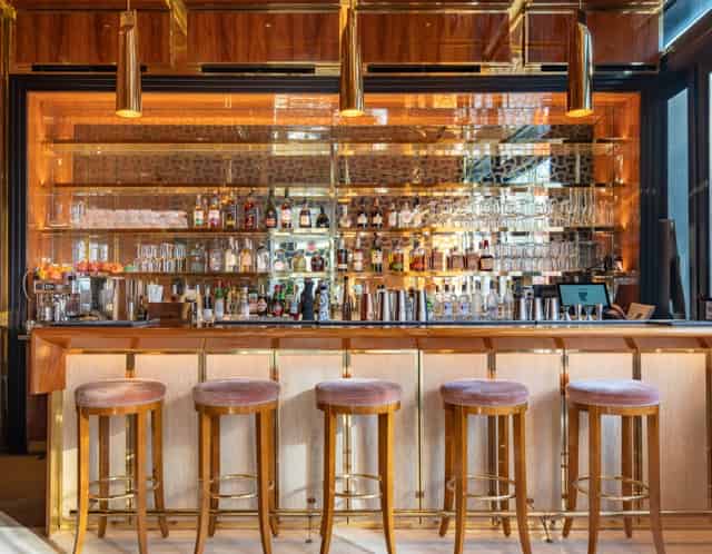 Alcove Bar & Lounge