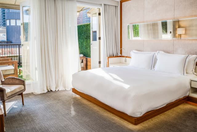 Signature Suites