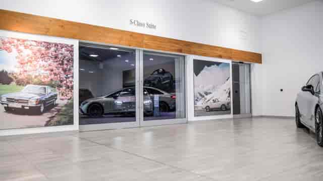 Mercedes-Benz World