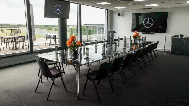 Mercedes-Benz World