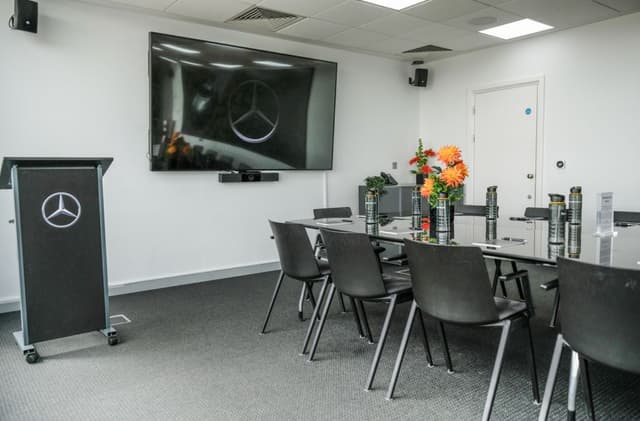 Mercedes-Benz World