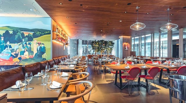 Sophisticated Queensyard restaurant space for corporate dinners and networking events.