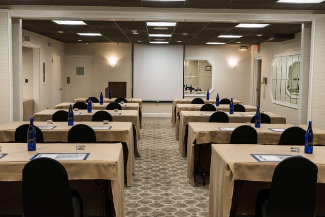 Schoolroom-style banquet hall at The Hub Murray Hill for training workshops and corporate events.