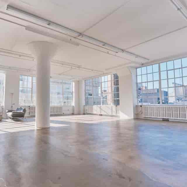 Industrial loft venue with natural light for pop-ups and gallery exhibitions.