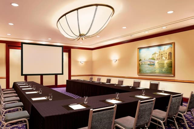 Meeting Rooms