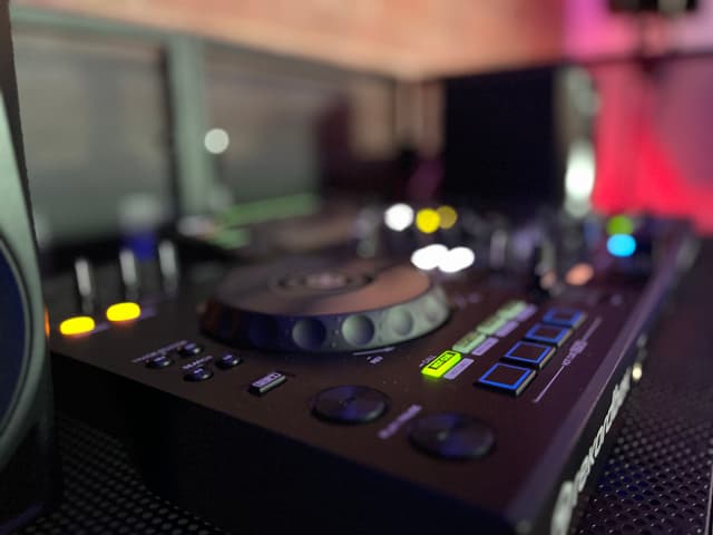 Creators House - Music Studio 