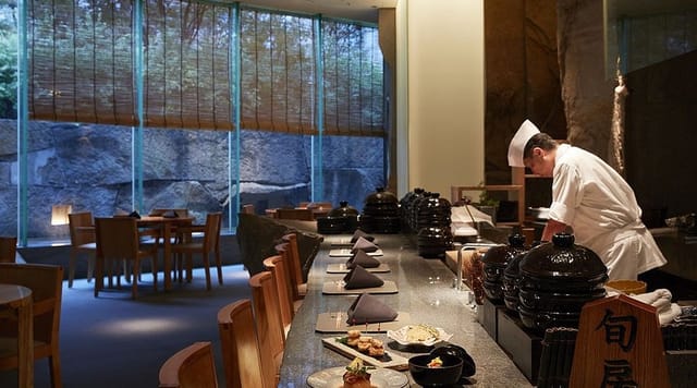 Shunbou Restaurant: Upscale counter seating for VIP private dining and executive retreats.