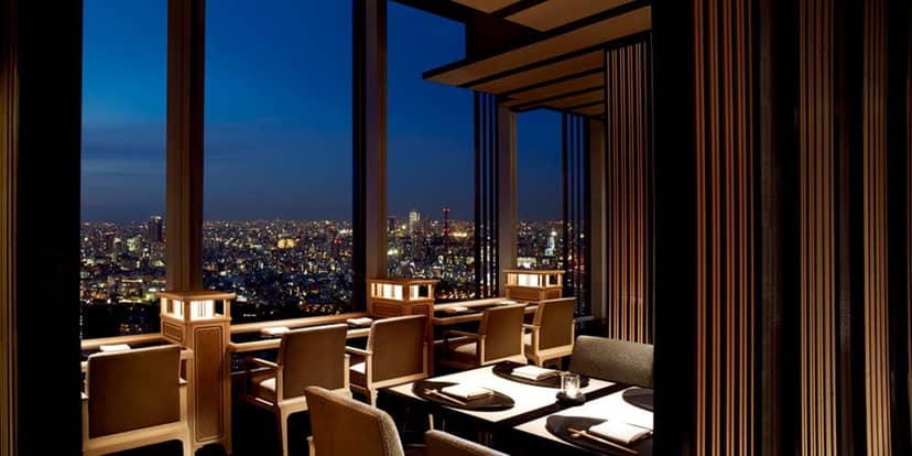 High-end Hinokizaka restaurant with skyline view for executive dinners and VIP receptions.