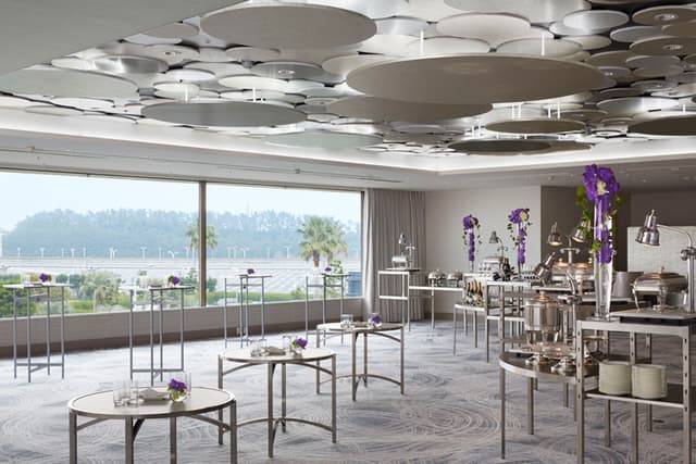 Banquet hall