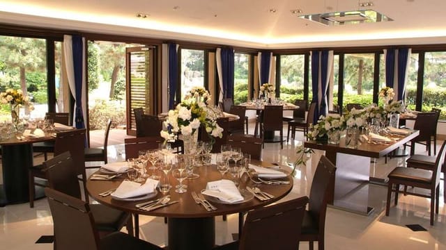Elegant Hilton Tokyo Bay event space for luxury weddings and corporate galas with floral decor.