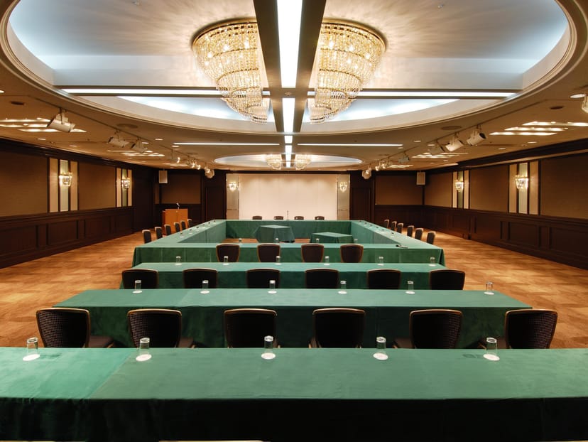 Hollow-square boardroom at Hotel Grand Arc Hanzomon for executive meetings and corporate events.