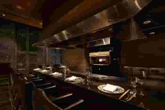 PRIVATE ROOM
