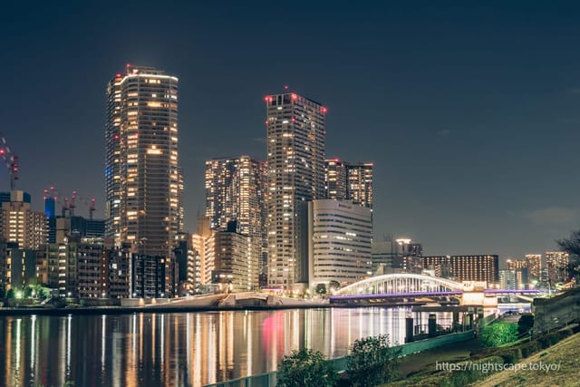 Sumire room at Ginza Creston with skyline views for premium corporate events and conferences.