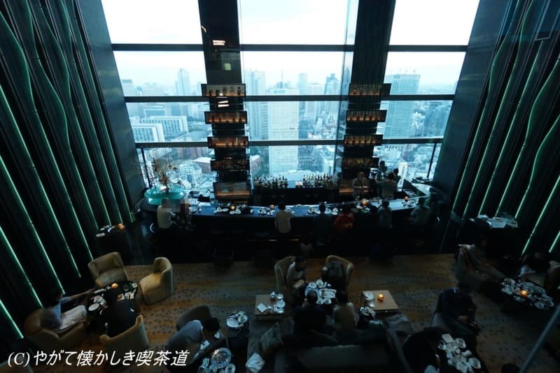 Sky Gallery Lounge Levita: Sophisticated sky bar for VIP receptions and networking events.