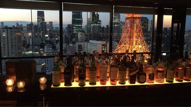 Illuminated back-bar at Sky Lounge Stellar Garden for premium evening receptions and corporate events.