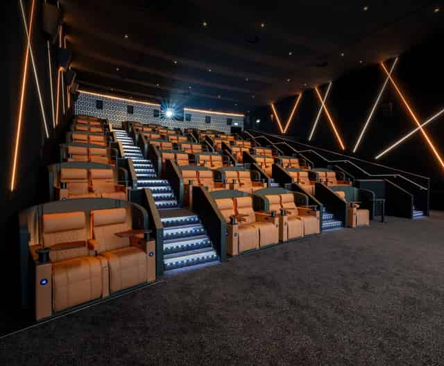 Screen 13 SUITE