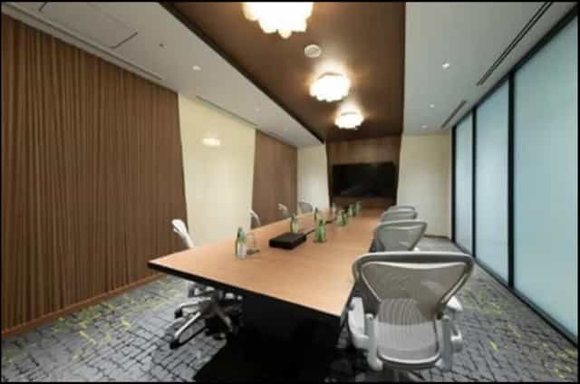Modern boardroom in Meguro Arco Tower with ergonomic seating for executive meetings and strategy.