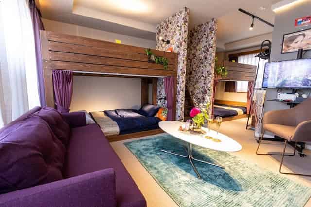 Room Amethyst