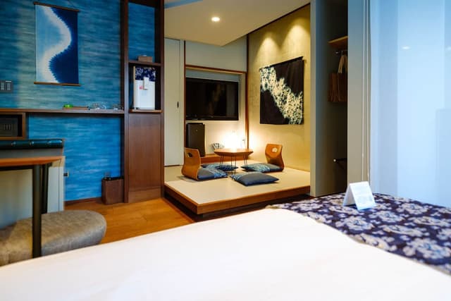 Nishijin Suite