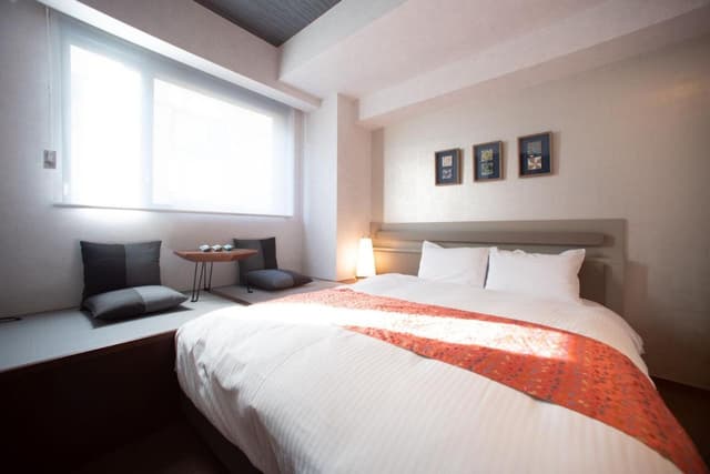 Nishijin Suite
