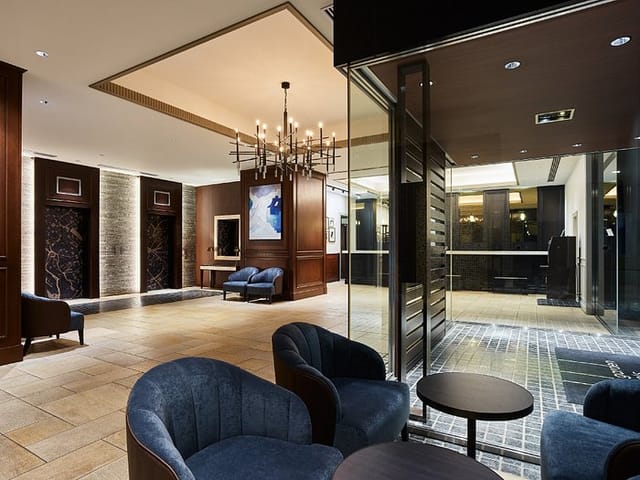 Sophisticated hotel lobby for VIP events and professional registration at Shiodome Italia-gai.