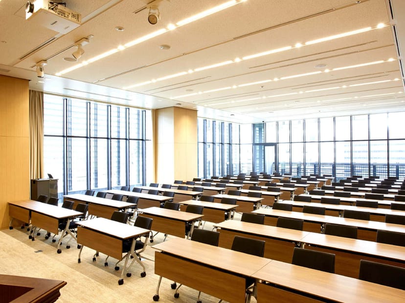 Akasaka Intercity Conference room, bright classroom layout for corporate training and seminars.