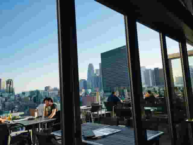 Restaurant G