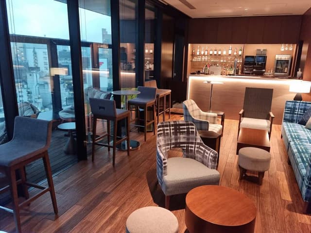 Lobby Bar