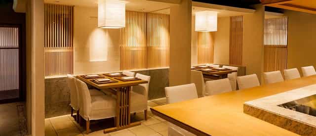 Tempura Tensho, minimalist Japanese dining space, ideal for VIP corporate networking and lunches.