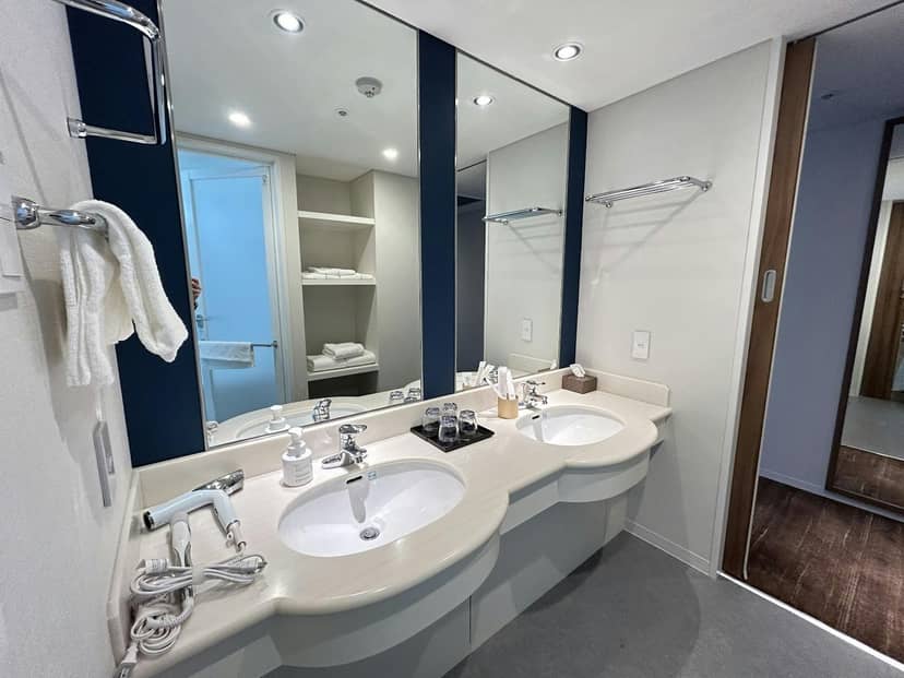 Oriental Hotel Tokyo Bay - >CC</a>