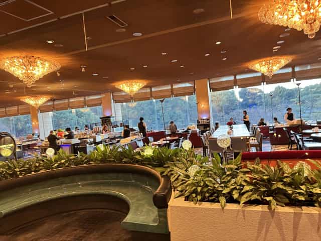 Tower Restaurant, Hotel New Otani: Elegant dining venue for corporate luncheons and networking.