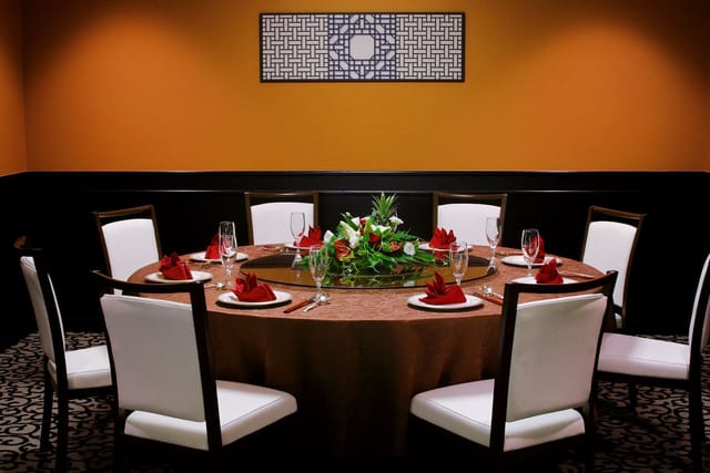 Formal banquet hall in Rembrandt Hotel Tokyo Machida for VIP business dinner and corporate events.